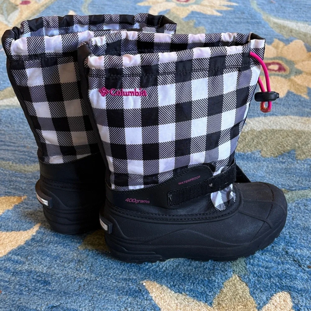 Columbia Black and White Checkered Snow‎ Boots Kids Size 2
